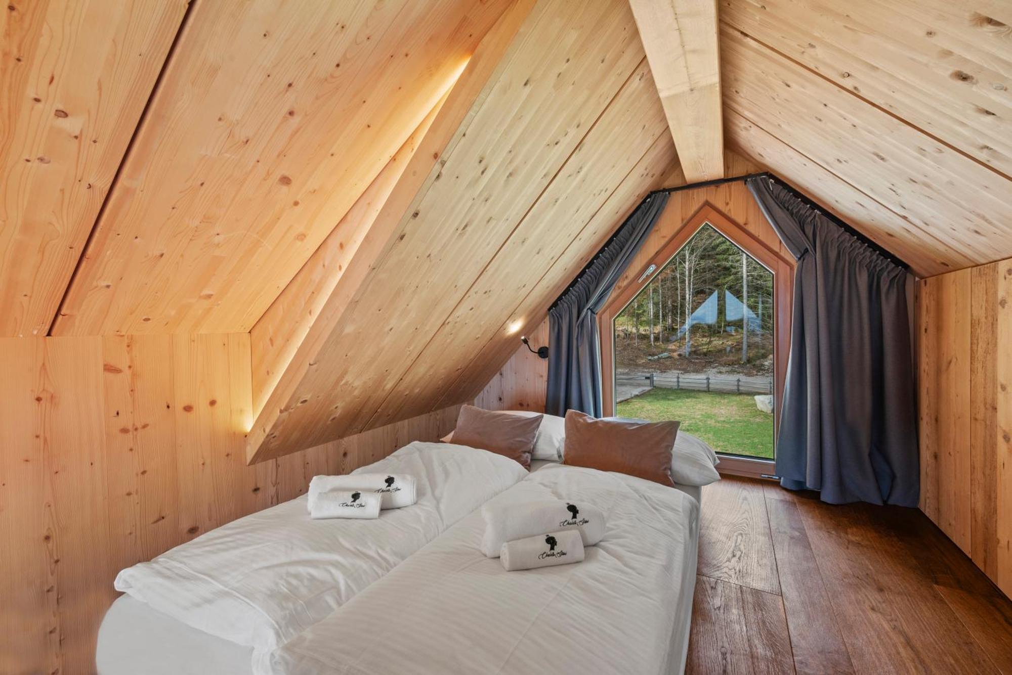 New Opening "Sissi Chalets" - Unique Luxury Hideaway With Mountain View & Sauna Mendola Bagian luar foto