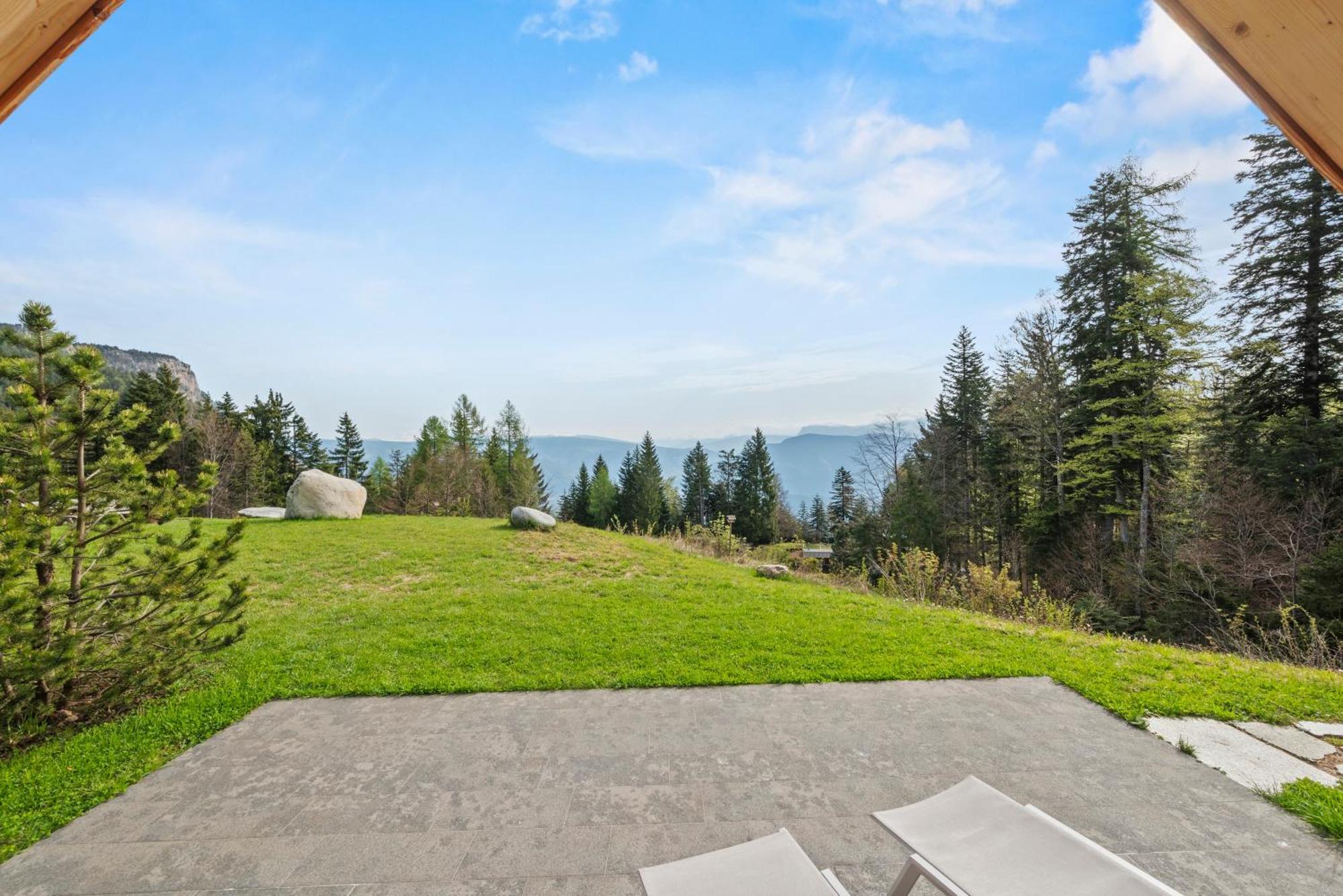 New Opening "Sissi Chalets" - Unique Luxury Hideaway With Mountain View & Sauna Mendola Bagian luar foto